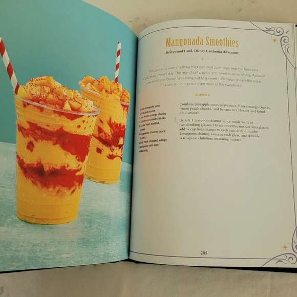 The Unofficial Disney Parks Cookbook - Picture 7 of 9